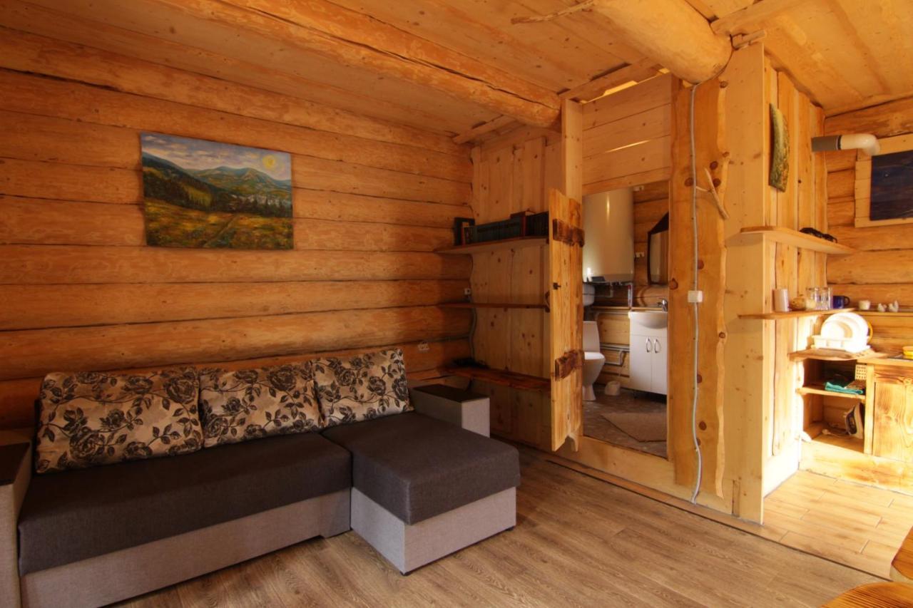 Bungalow In Mauntains With Chan Near The Forest Slavsko Exterior foto