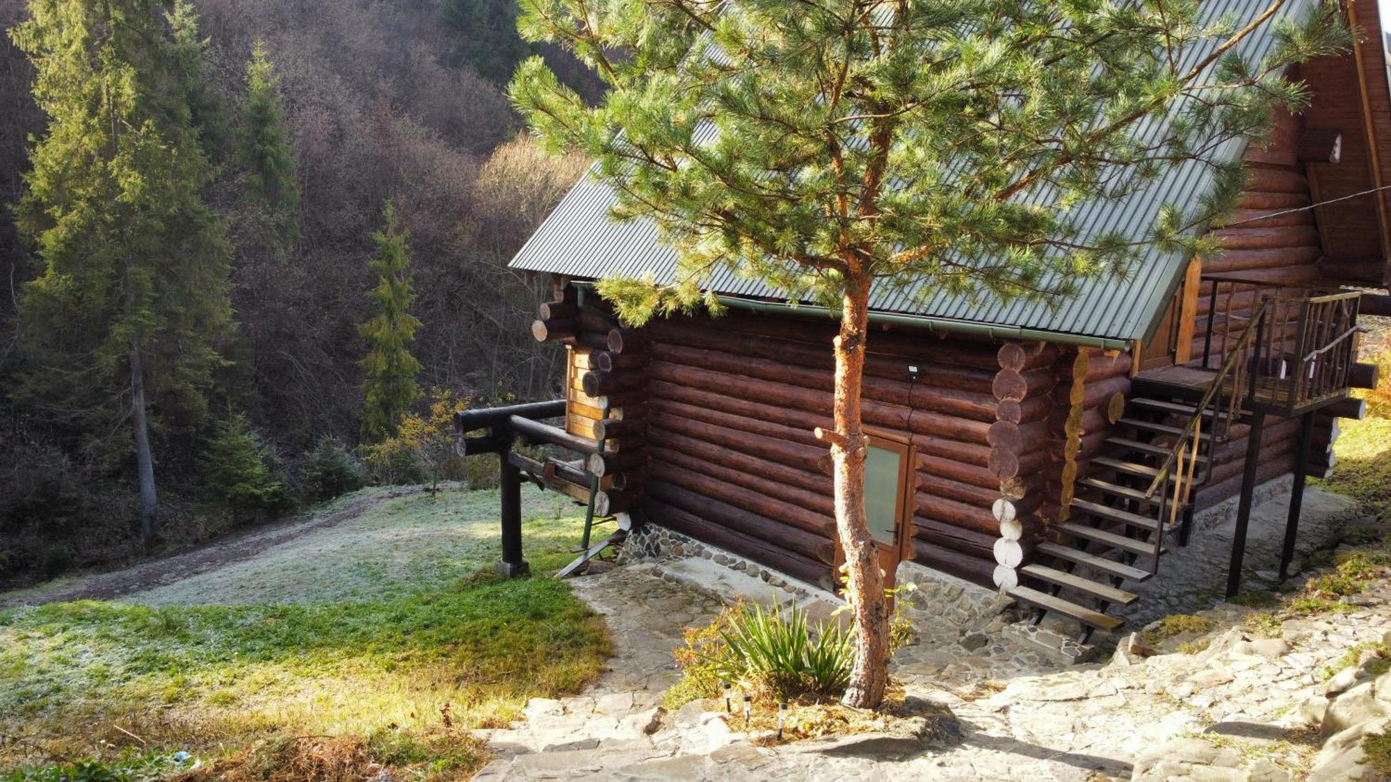Bungalow In Mauntains With Chan Near The Forest Slavsko Exterior foto